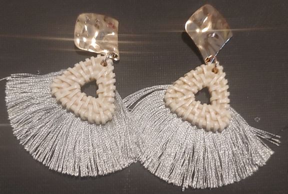 Classy Fan Style Earrings