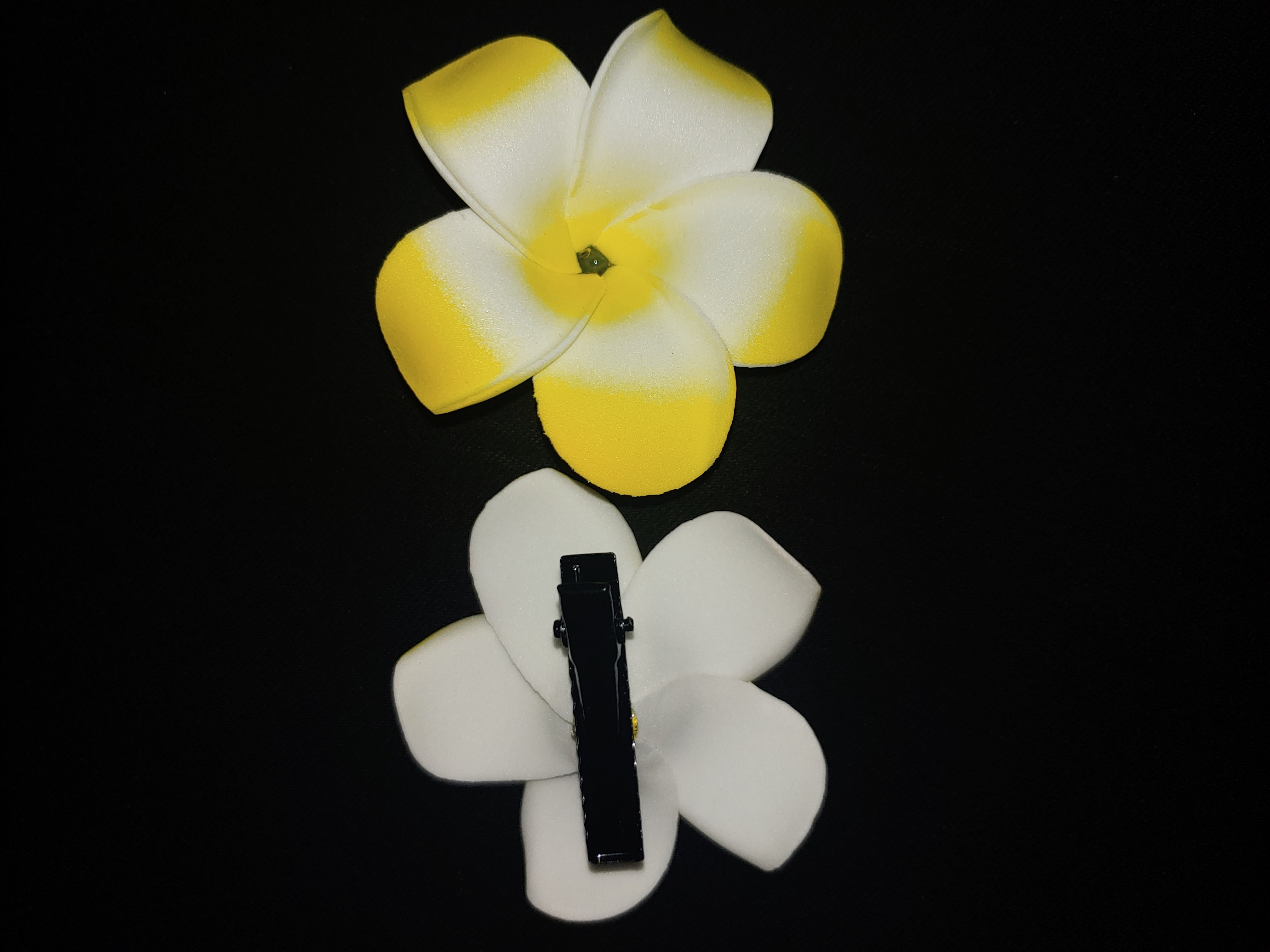 Hawaiian Flower Hair Clip